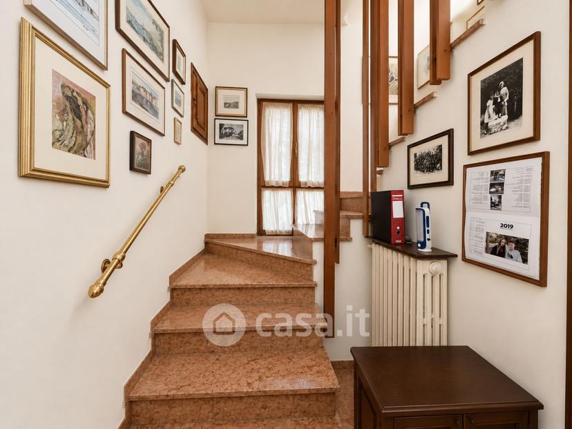 Villa in Via Zara — foto 9 di 47