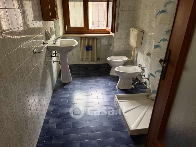 Trilocale in Via B. Sella 260 — foto 12 di 26