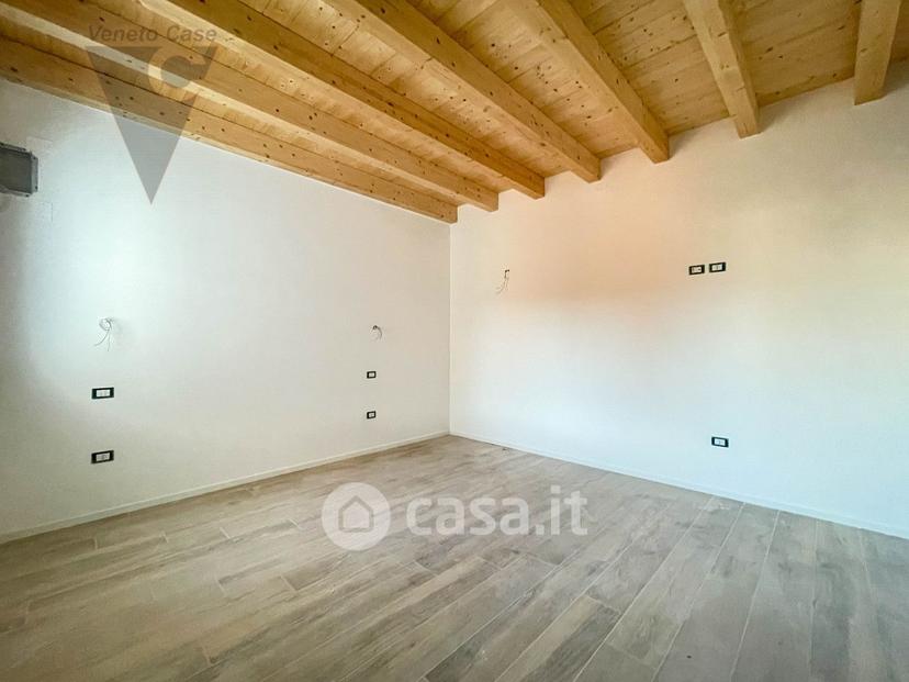 Trilocale in Via Papa Pio XII — foto 11 di 29
