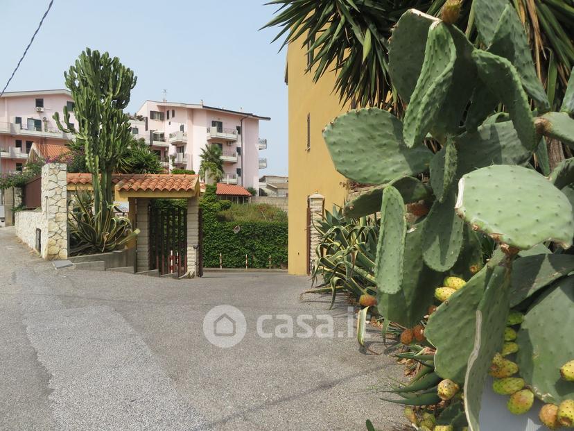 Quadrilocale in Via Archimede 115 — foto 4 di 27