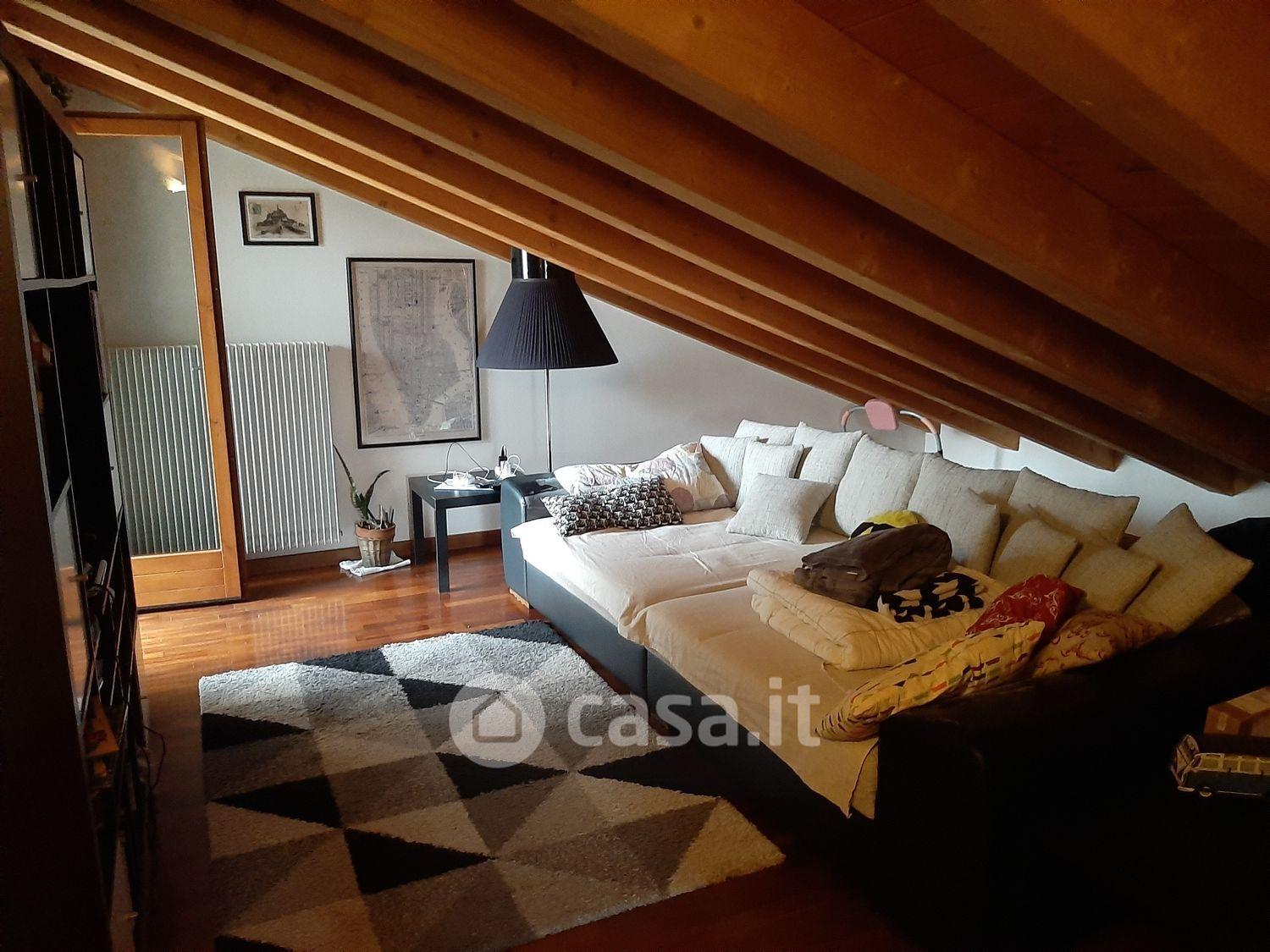 Trilocale in Via Casarin