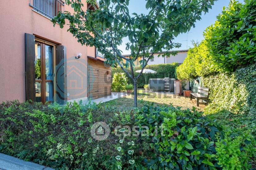 Trilocale in Via della Valle 34 — foto 14 di 36