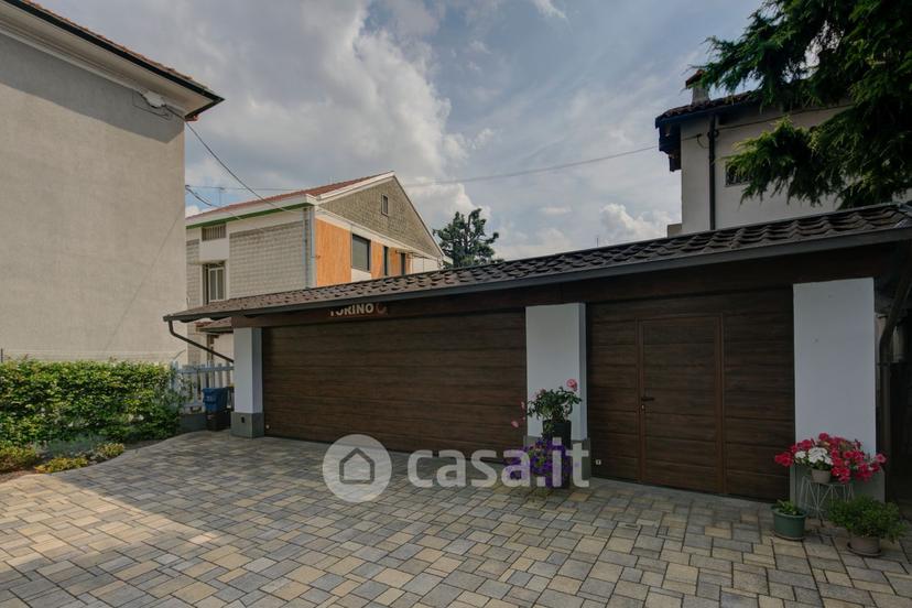 Villa in Via Massimo d'Azeglio 9 — foto 22 di 41