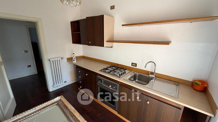 Trilocale in Via Monsignor G. Rizzi 58 — foto 19 di 37