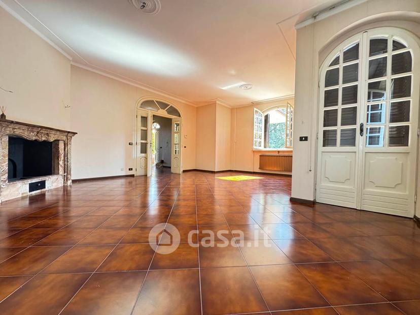 Villa in Via Diego Garoglio 28 — foto 13 di 47