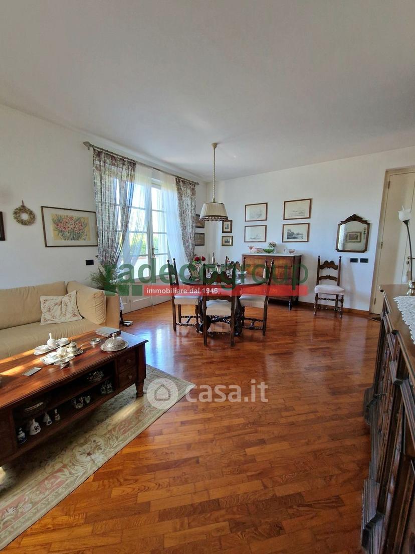Villa in Via del Pino 34 — foto 22 di 55