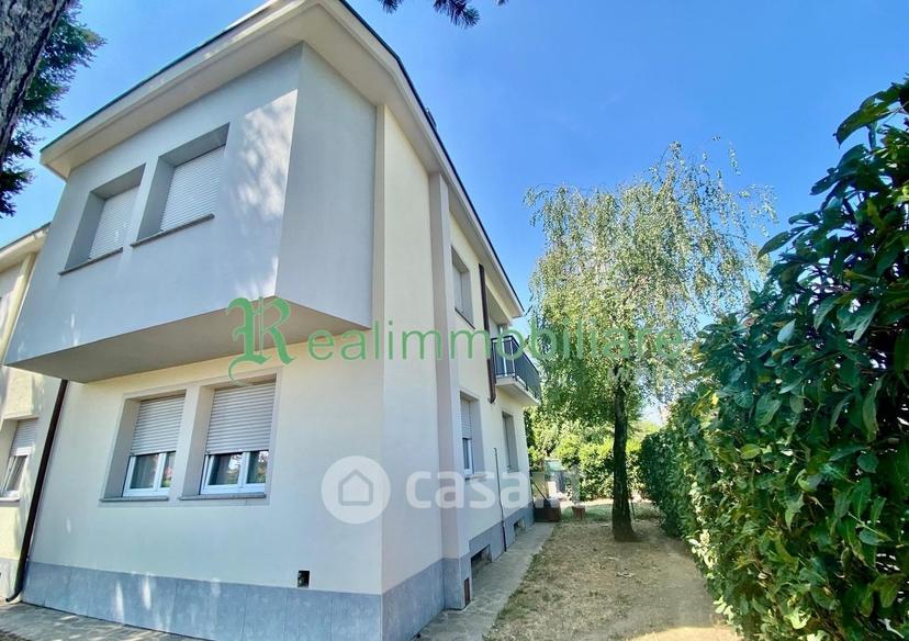 Villa in Via A. Modigliani 9 — foto 2 di 9