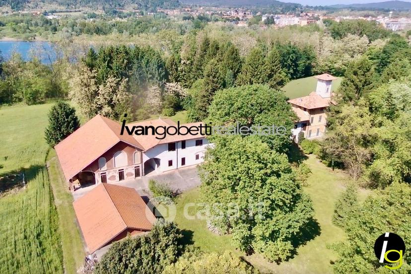 Villa in Via Sempione 13 — foto 11 di 40