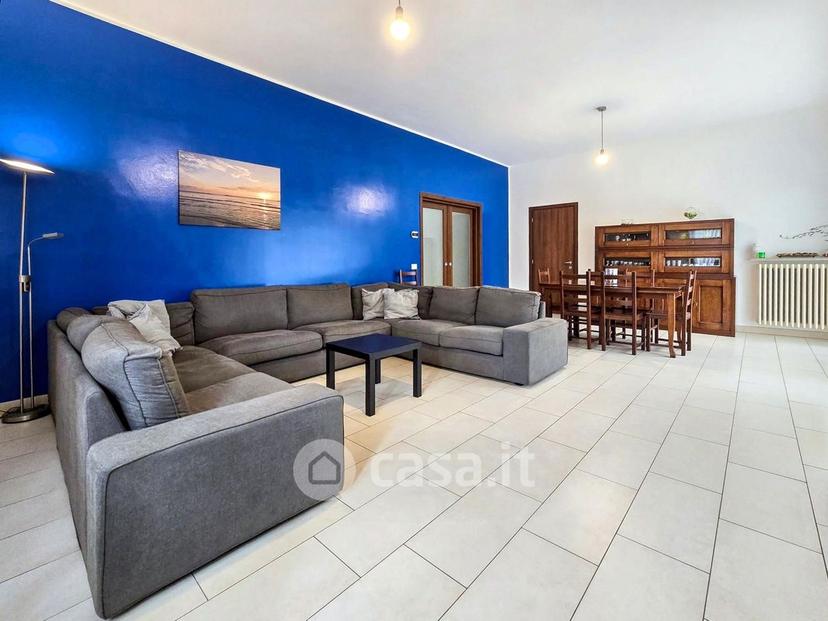 Villa in Viale Ugo Foscolo 46 — foto 33 di 70