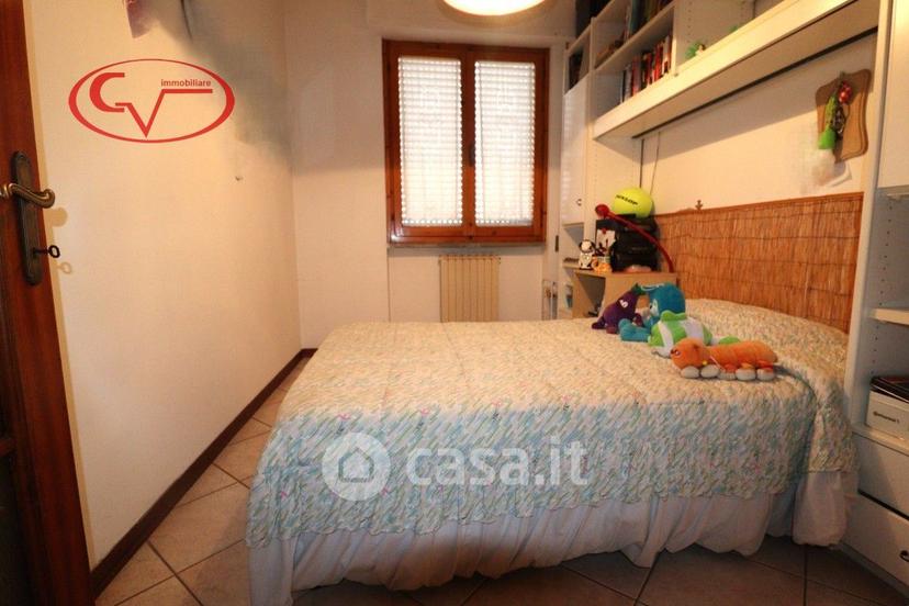 Appartamento in Via F. Petrarca — foto 12 di 27