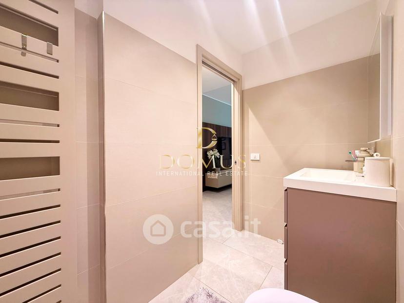 Trilocale in Corso degli Inglesi 500 — foto 15 di 34