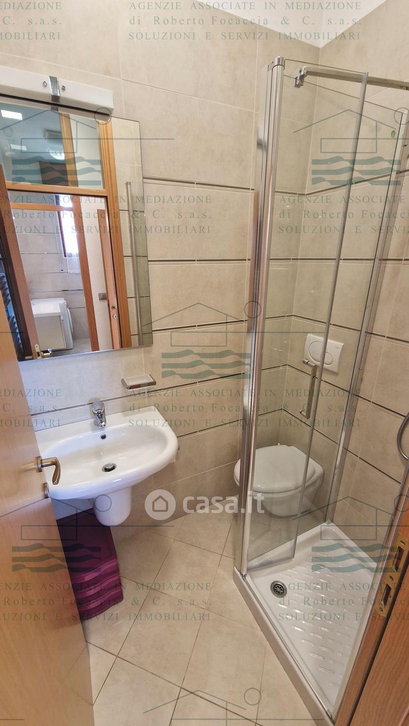 Quadrilocale in Via X Traversa 20 -a — foto 24 di 35