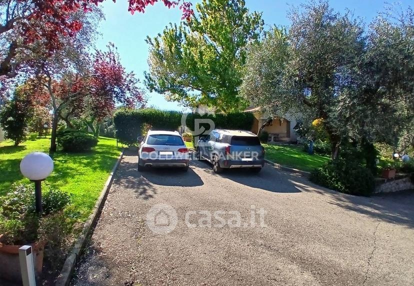 Villa in Strada Cassia Sud — foto 44 di 77