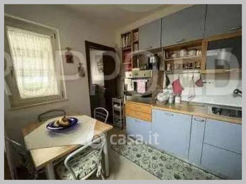 Villa in Via Lanzillotti — foto 24 di 33