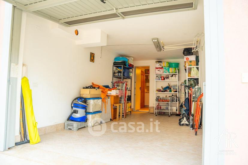 Quadrilocale in Via Repubblica Slovacca 42 — foto 20 di 23