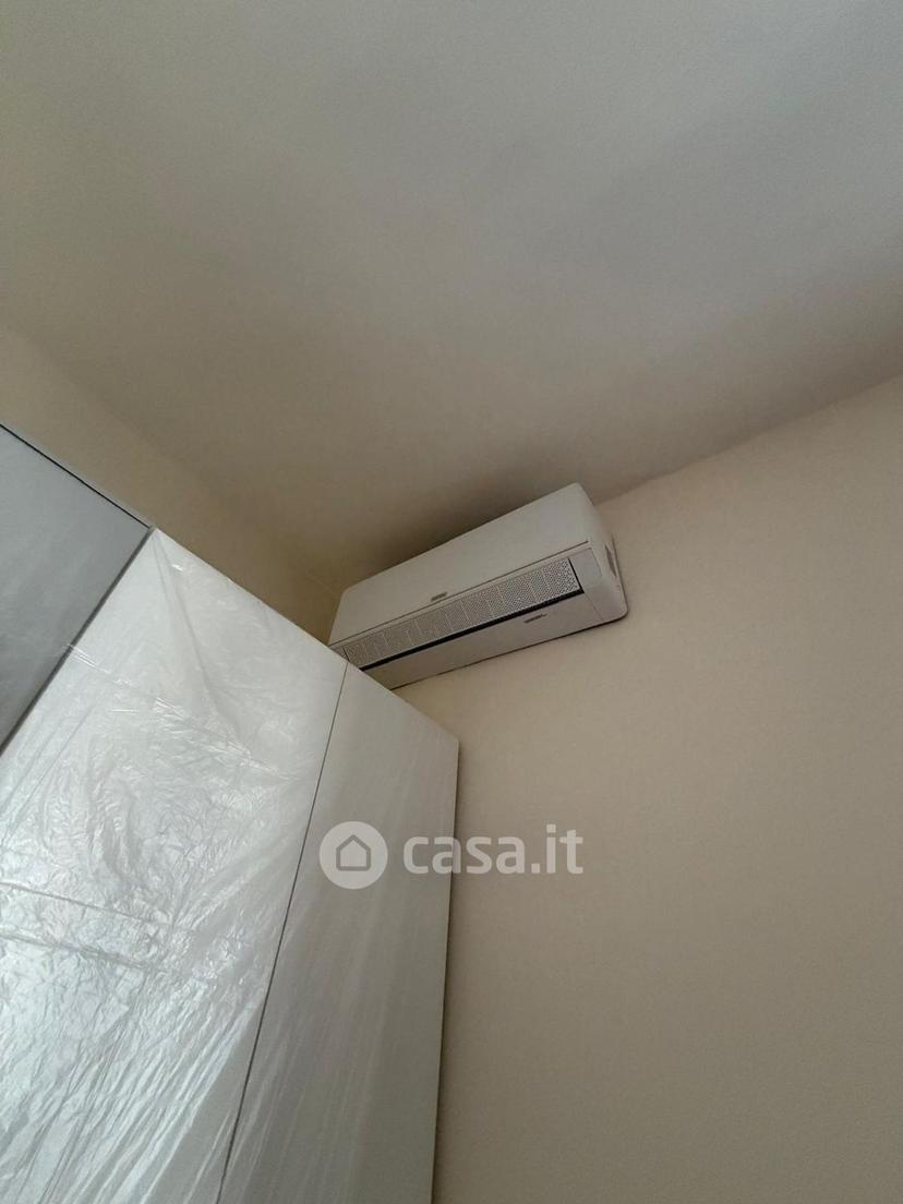 Stanza in Via Ruggero Bonghi 16 — foto 4 di 15
