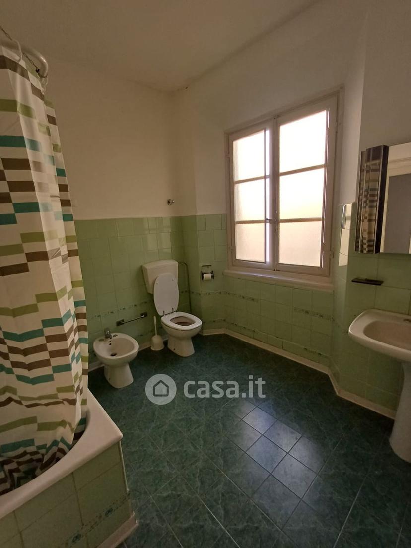Stanza in Via Roma 10 — foto 16 di 16