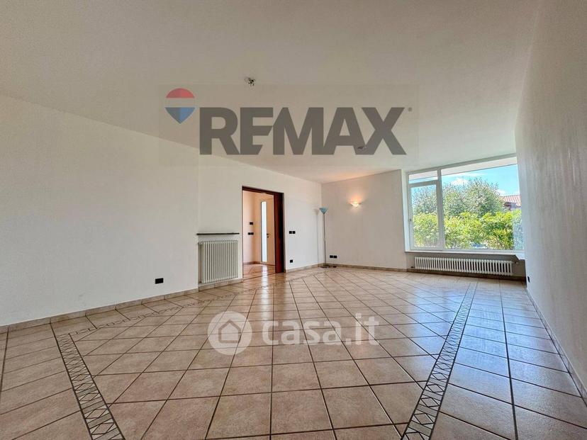 Villa in Via Guglielmo Marconi 22 — foto 22 di 28
