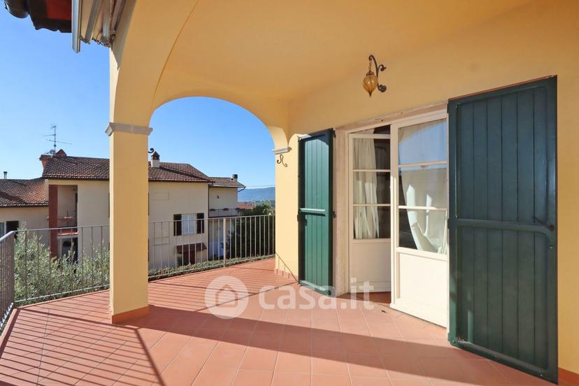 Villa in Viale Alcide de Gasperi 2 — foto 33 di 34