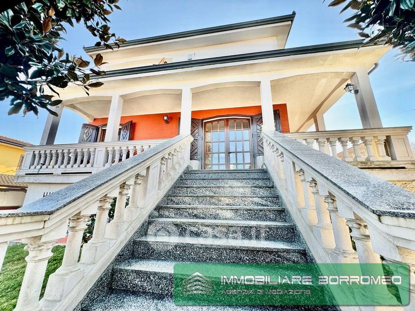 Villa in Via Adige — foto 8 di 45