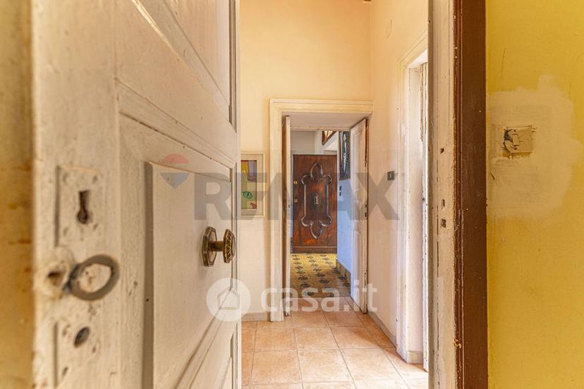 Appartamento in Piazza Tola 41 — foto 5 di 109