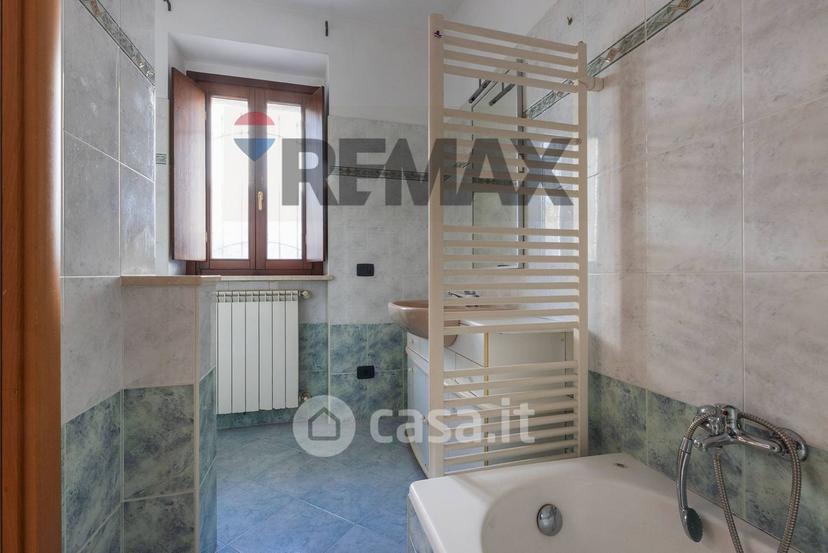 Trilocale in Via G. Pascoli 18 — foto 22 di 23