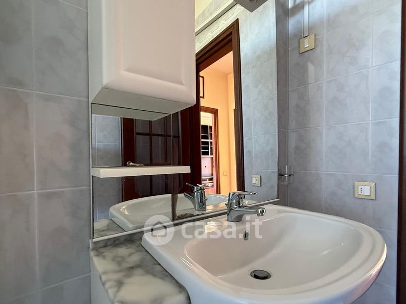 Bilocale in Via Zanardi Bonfiglio 8 — foto 7 di 34