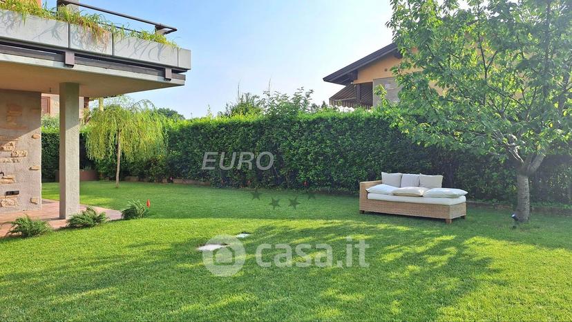 Villa in Via Dosso 10 — foto 35 di 60