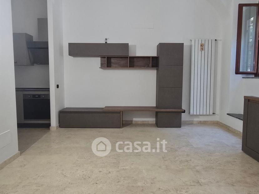 Bilocale in Via Volturno 93 — foto 8 di 18