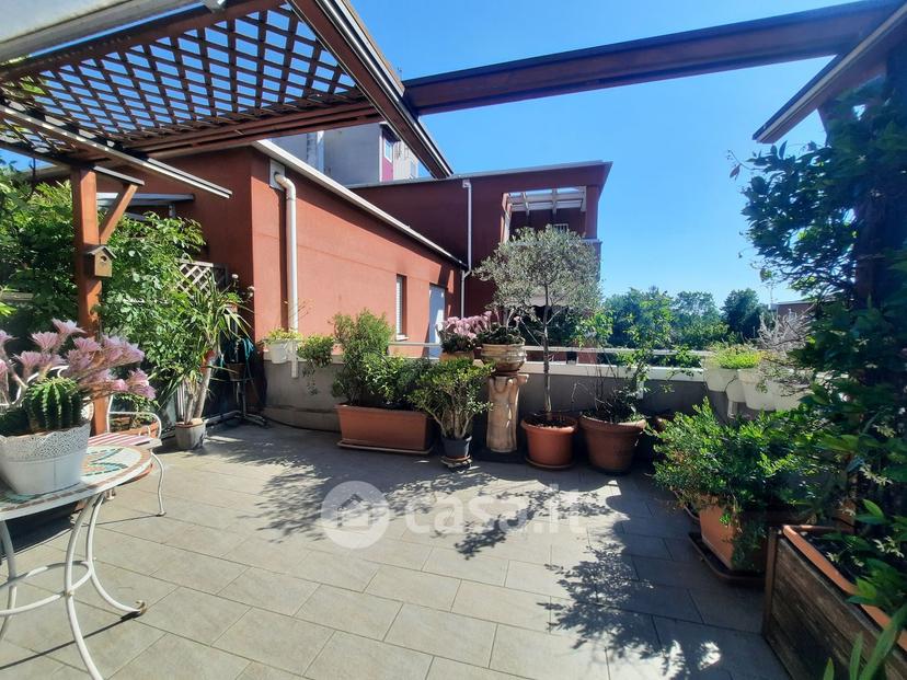 Trilocale in Via Pietro Nenni 3 — foto 8 di 29