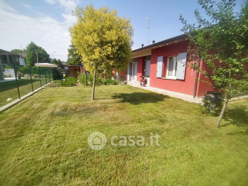 Villa in Via dei Gerani 1 — foto 24 di 37