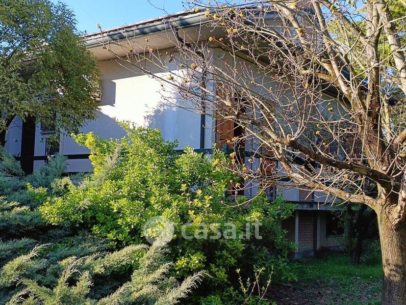 Villa in Via Quarantola 28 /1 — foto 3 di 47
