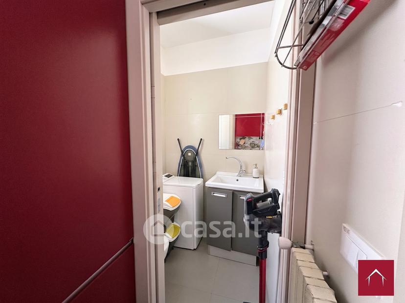 Bilocale in Via Giovenale 24