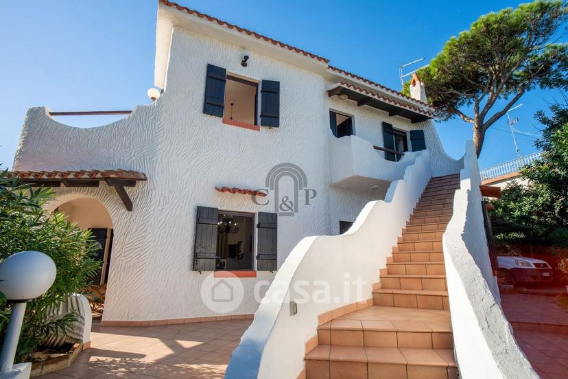 Villa in Via delle Grazie 37 — foto 20 di 29