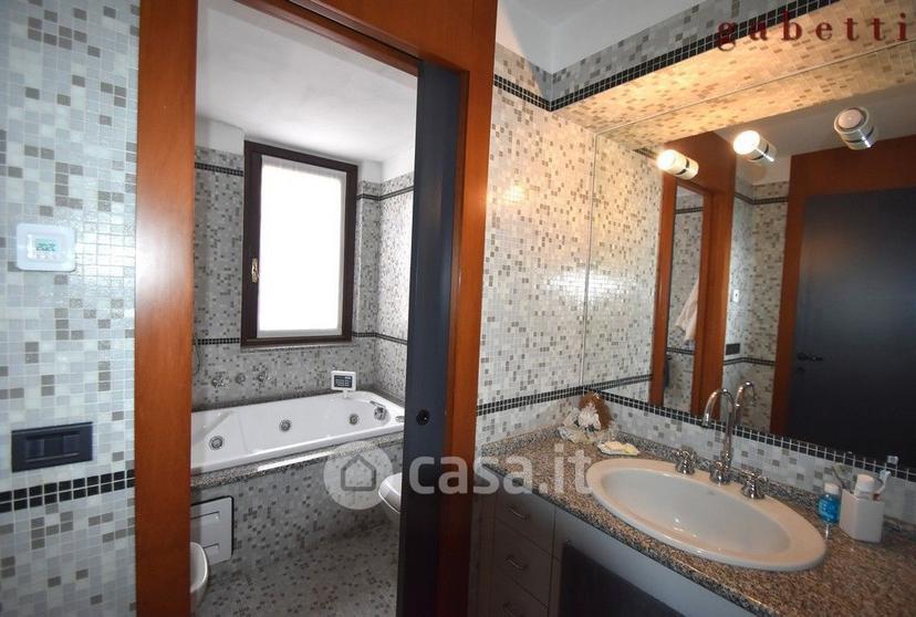 Appartamento in Via Alessandro Volta 62 — foto 3 di 45