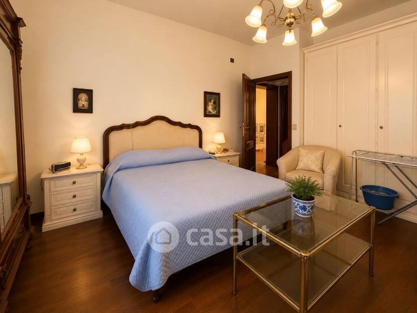 Villa in Via Zara — foto 42 di 47