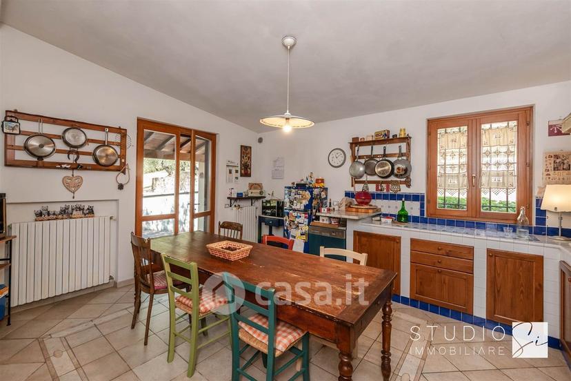 Villa in Via di Sarripoli — foto 2 di 31