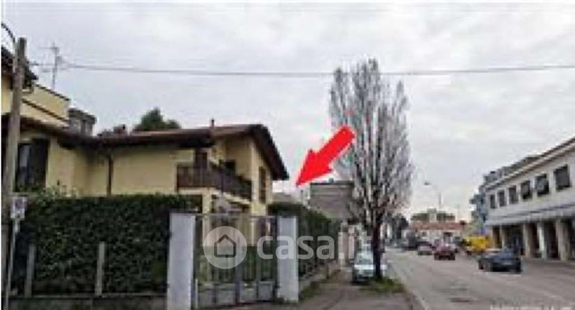 Trilocale in Viale della Repubblica 37 — foto 6 di 10