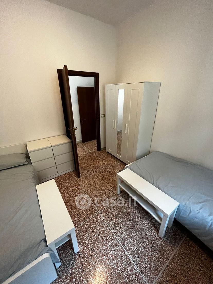 Stanza in Via Piana 18 — foto 3 di 8