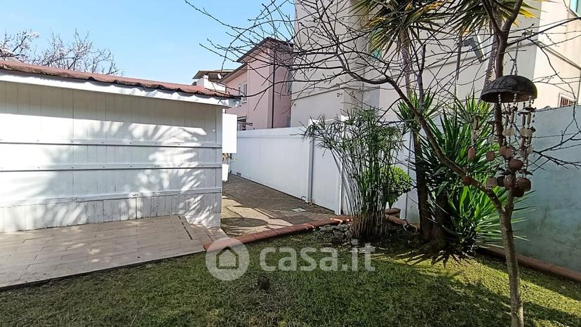 Villa in Via Guglielmo Capolino 21 — foto 4 di 22
