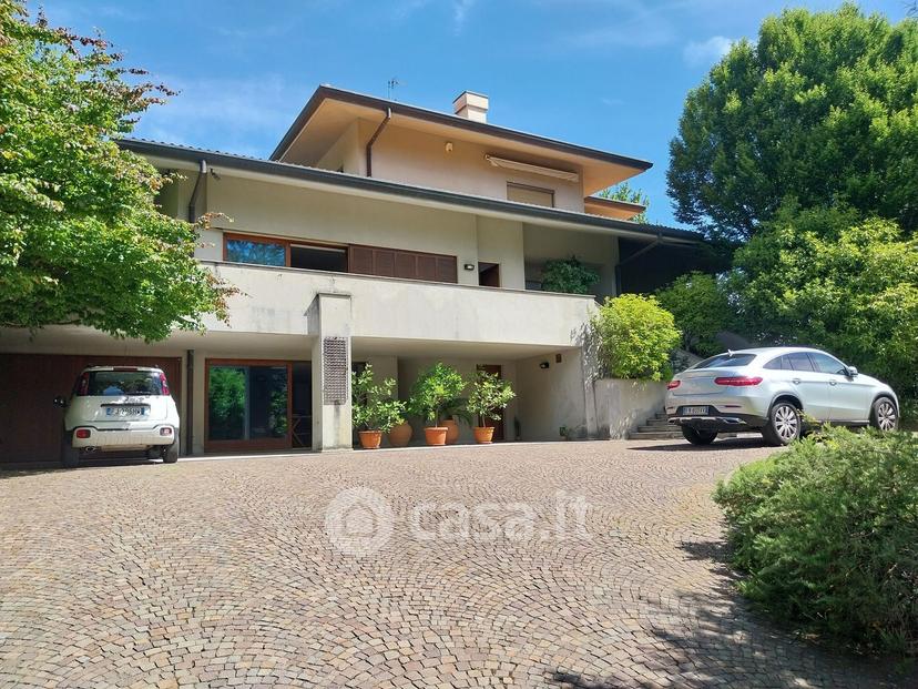 Appartamento in Via Don Lorenzo Riva — foto 24 di 44