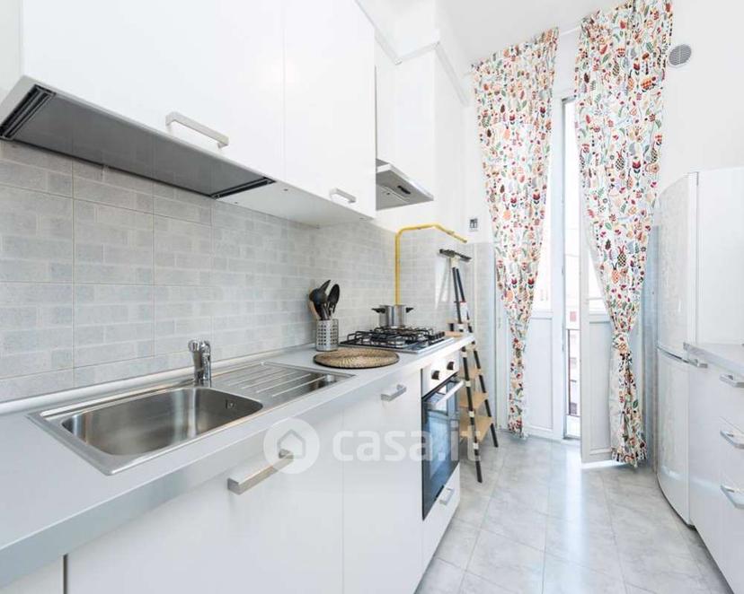 Stanza in Viale dello Scalo S. Lorenzo 65 — foto 14 di 46