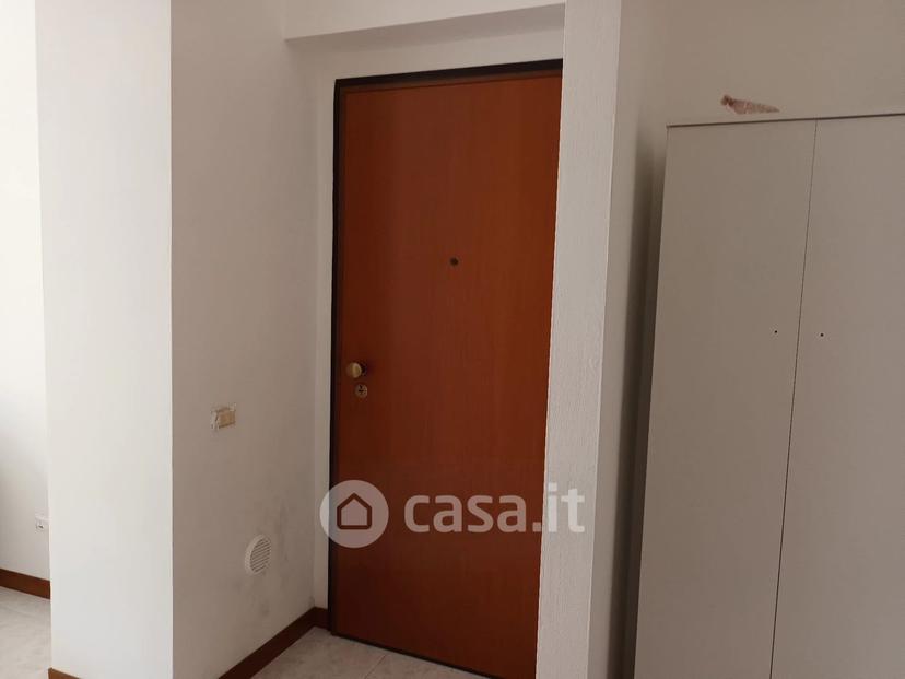 Bilocale in Via Vittorio Veneto — foto 7 di 9