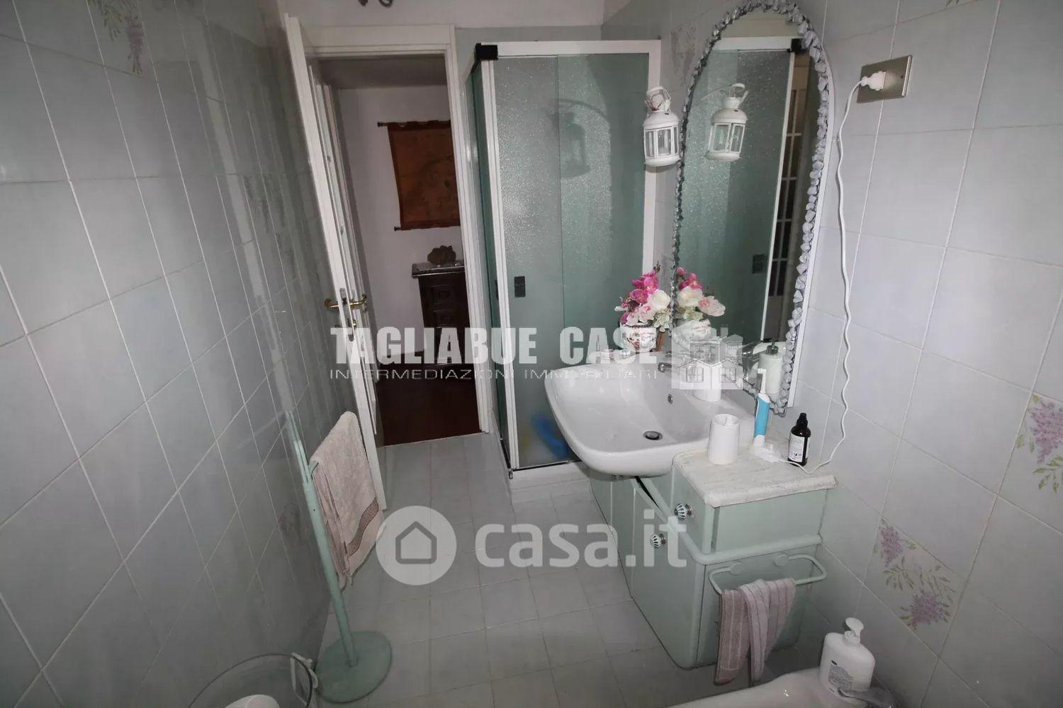 Trilocale in Via Tevere 16