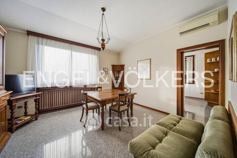 Villa in Via Ingegner Giacomo Tovo 8 — foto 29 di 40