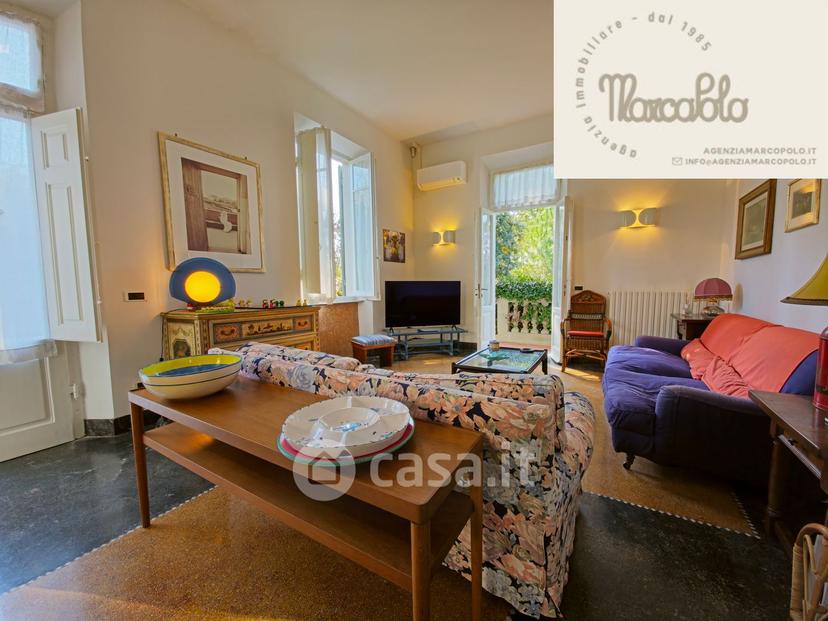 Villa in Via C. Cavour 1 — foto 18 di 30