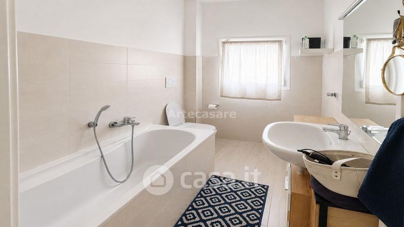 Trilocale in Via Montello 10 — foto 6 di 8