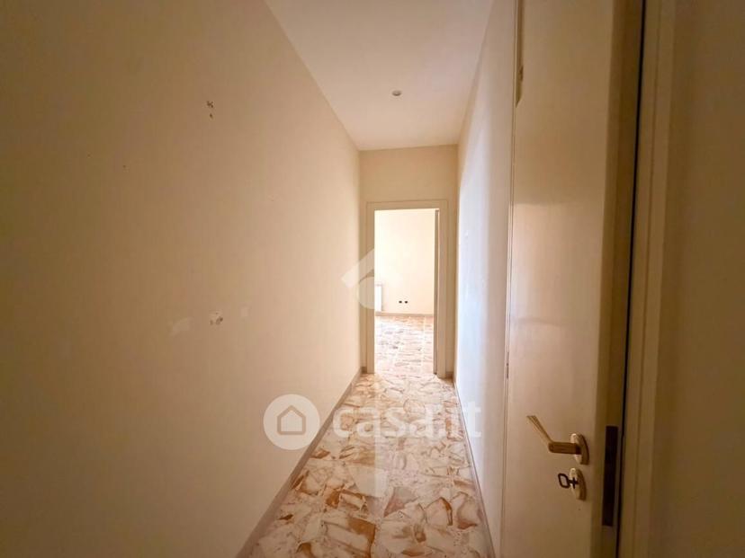 Trilocale in Via Napoli 255 — foto 13 di 21