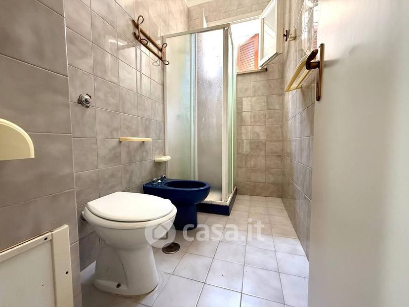 Trilocale in Via Riccione 91 — foto 3 di 34