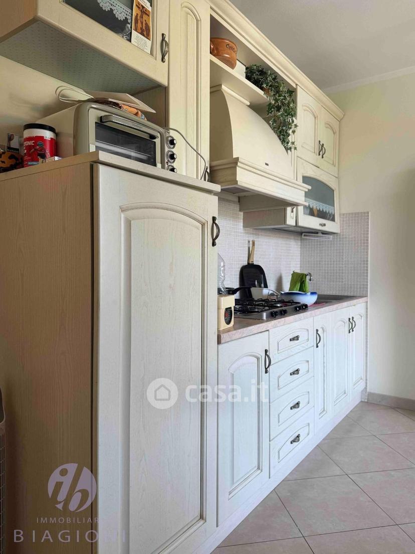 Villa in Via Cortona 120 — foto 2 di 37